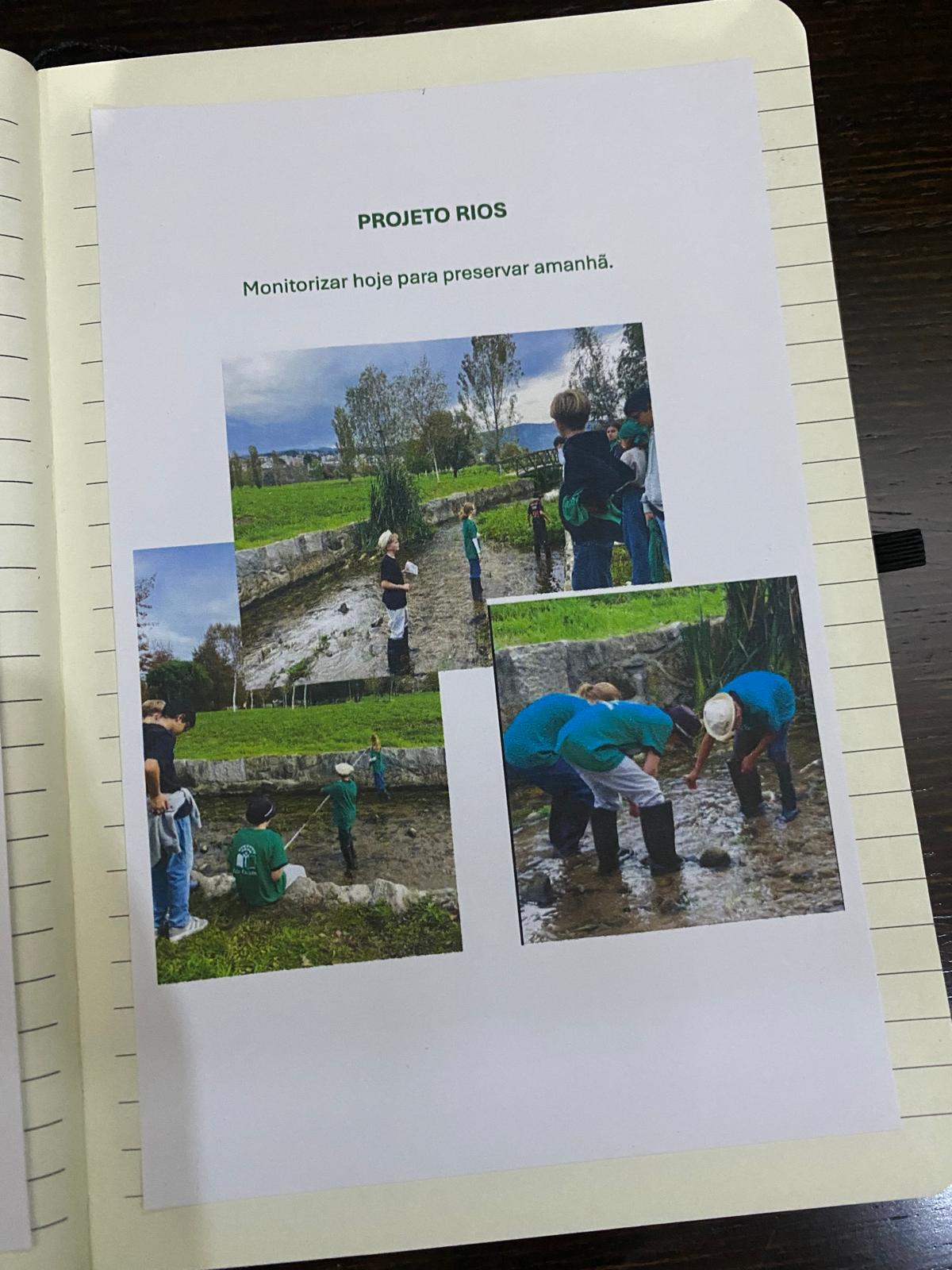 Foto das páginas 12 do caderno resumo das atividades desenvolvidas.