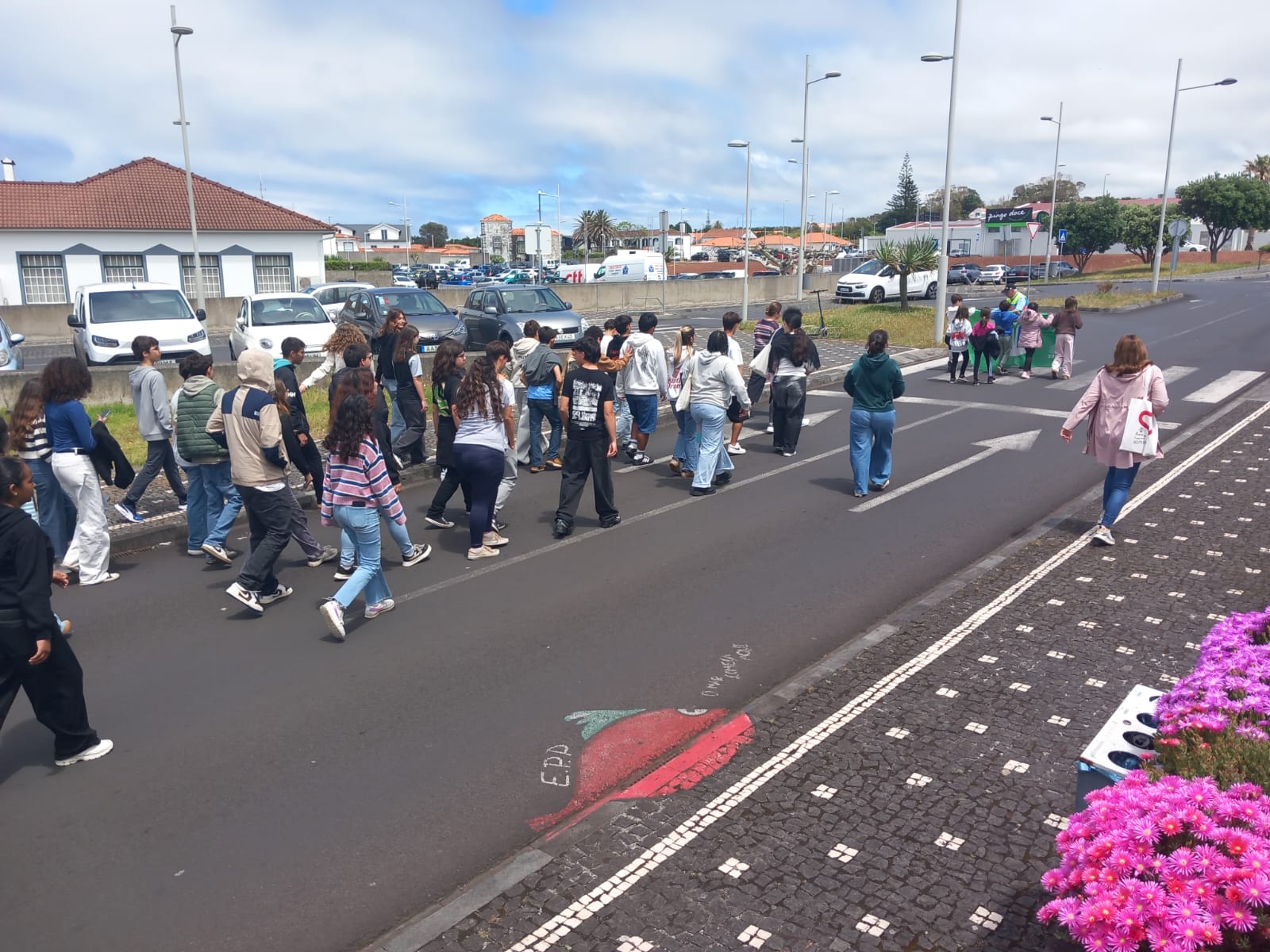 Caminhada em direção ao Município da Madalena