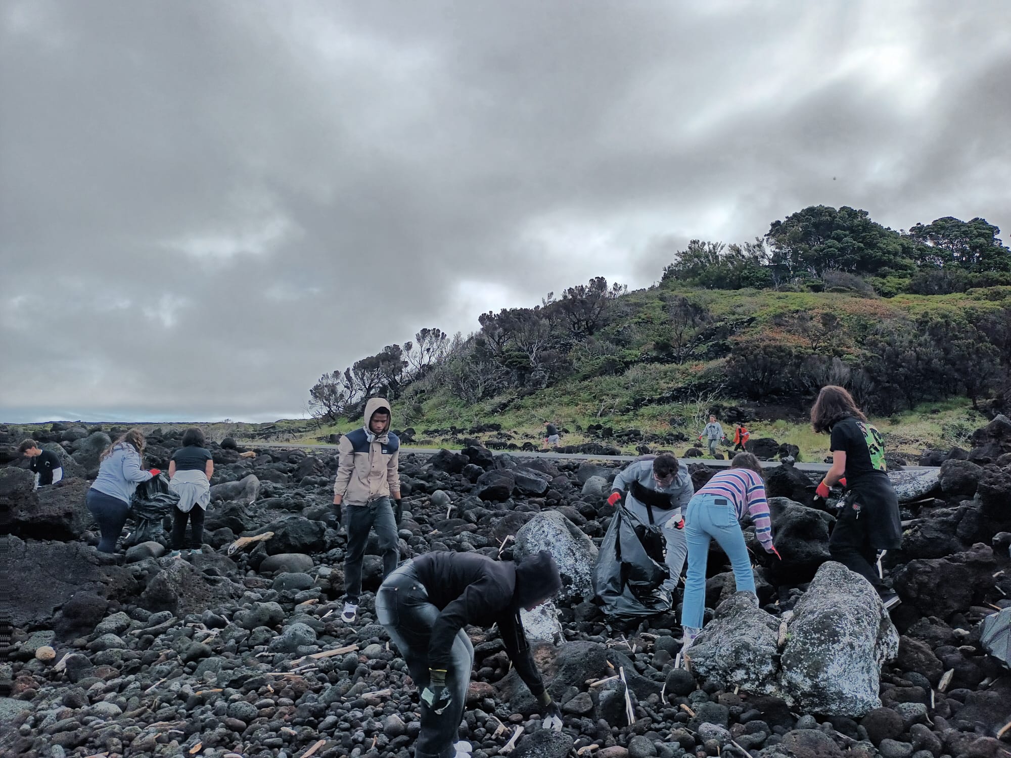 Atividade de Plogging pelo Trilho das Vinhas na Criação Velha (Paisagem Protegida da Cultura da Vinha)