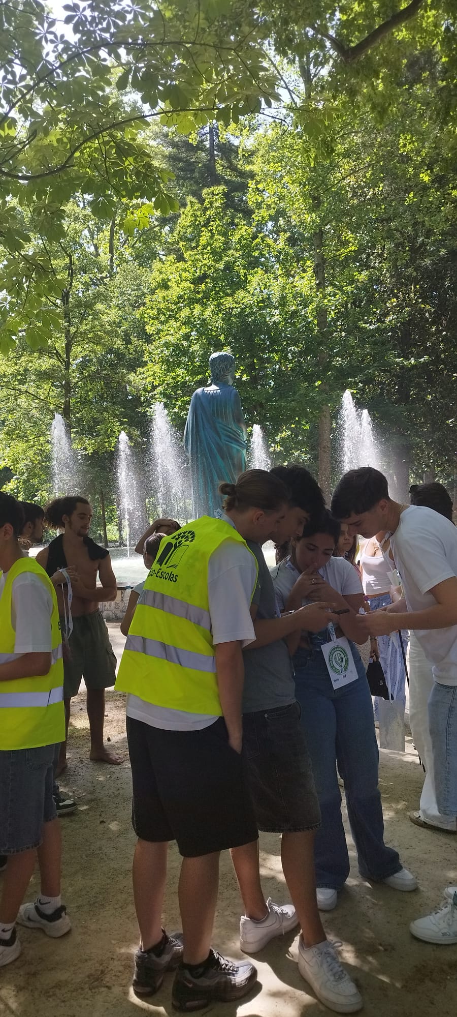 Pesquisar para identificar a espécie