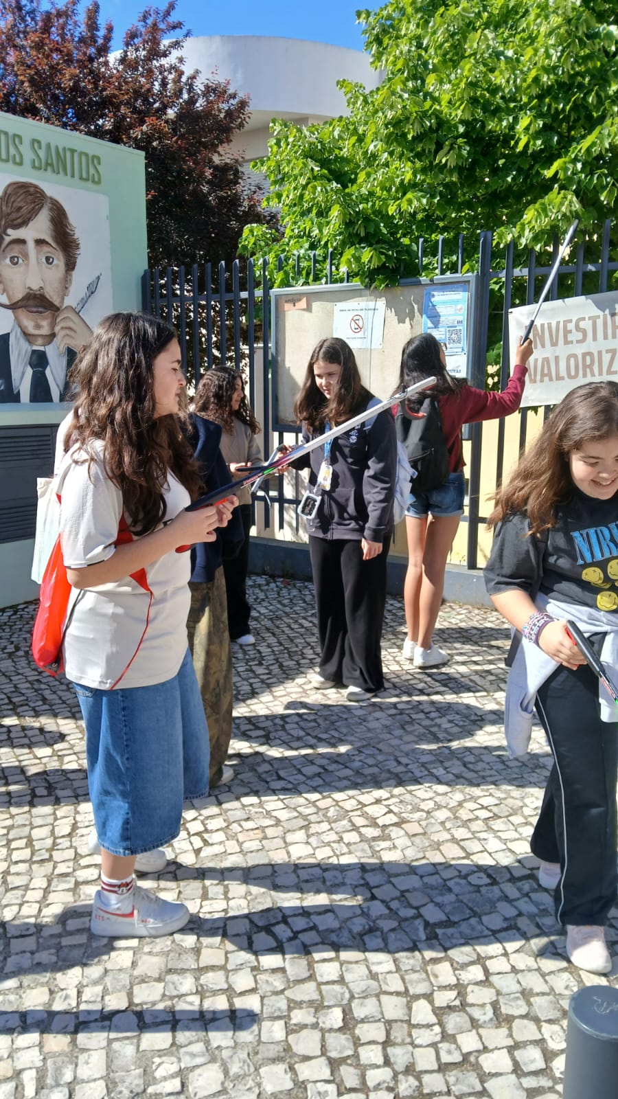 Apanhando lixo pelo caminho